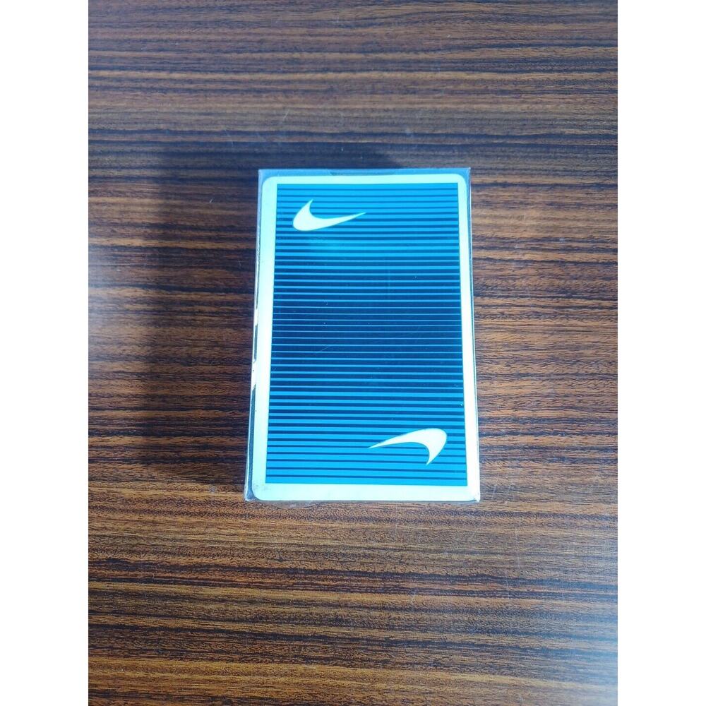 Vintage Newport Playing Cards Lorillard Green & White